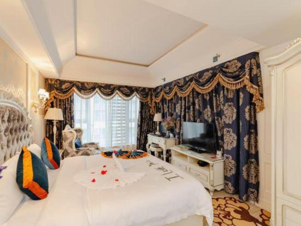 Chengdu French Theme Gold Palace Kültér fotó
